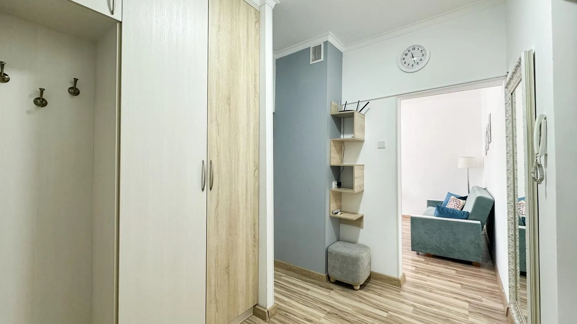 Апартаменты В Центре Золотого Квадрата Almaty Apartamento